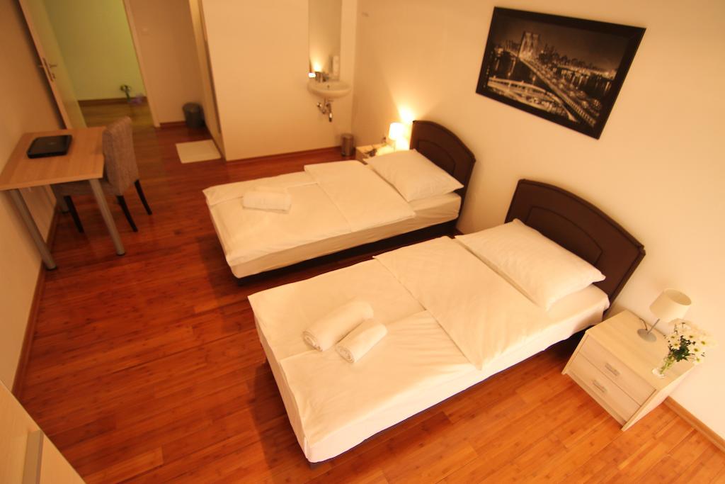 Rooms Xxl Zagreb Exterior foto