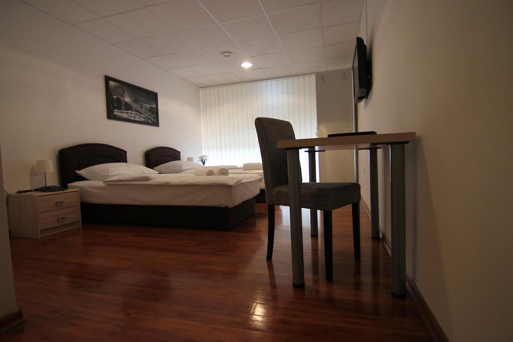 Rooms Xxl Zagreb Quarto foto