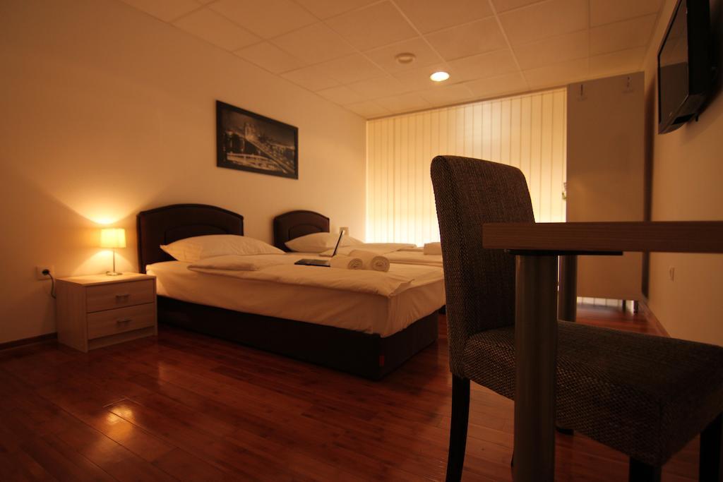 Rooms Xxl Zagreb Exterior foto