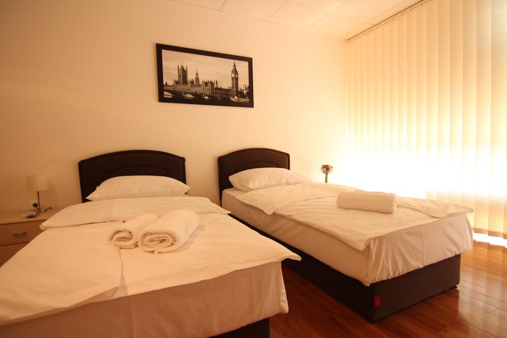 Rooms Xxl Zagreb Exterior foto
